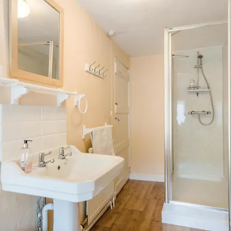 2 Bed In Sedbusk Oc-l44913